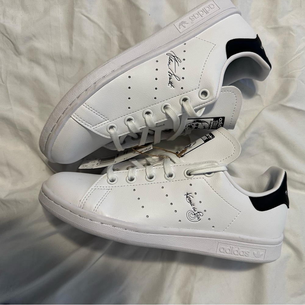 🔥SUPER SALE🔥Disney Kermit Stan Smith Originals NWT (Men’s 5)